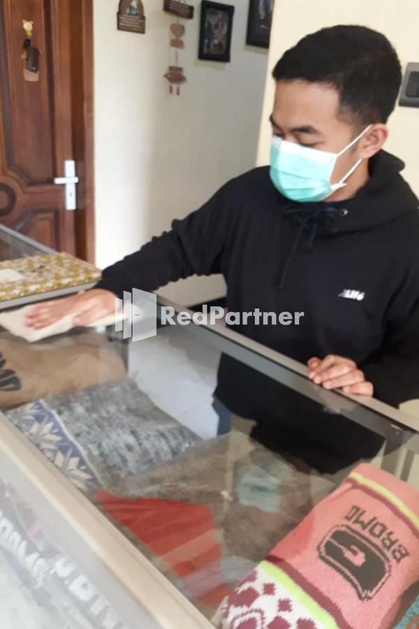 Bromo Indah Lestari Homestay Mitra Reddoorz Pasuruan Exteriér fotografie
